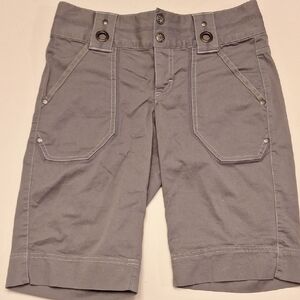 Athleta Women's Cargo Shorts in Light Gray